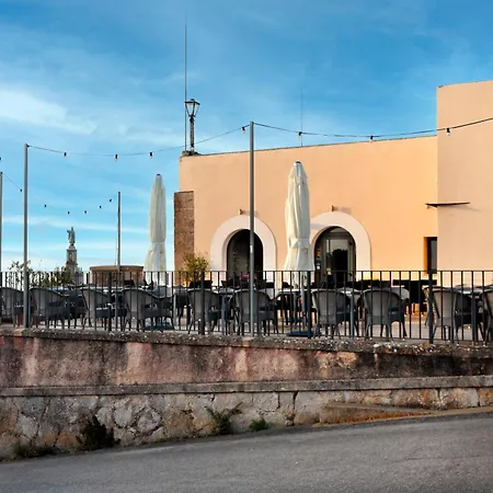 Petit Hostatgeria Sant Salvador