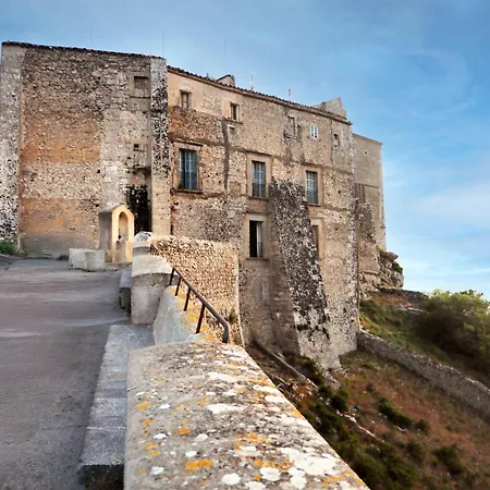 Petit Hostatgeria Sant Salvador 3*