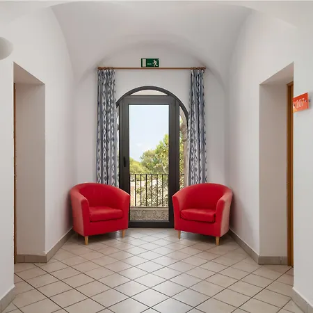 Petit Hostatgeria Sant Salvador Hotel 3*