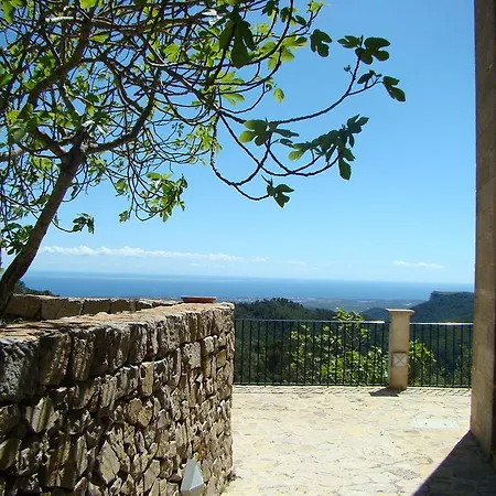 Petit Hostatgeria Sant Salvador Hotel 3*