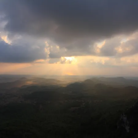 Petit Hostatgeria Sant Salvador Феланич