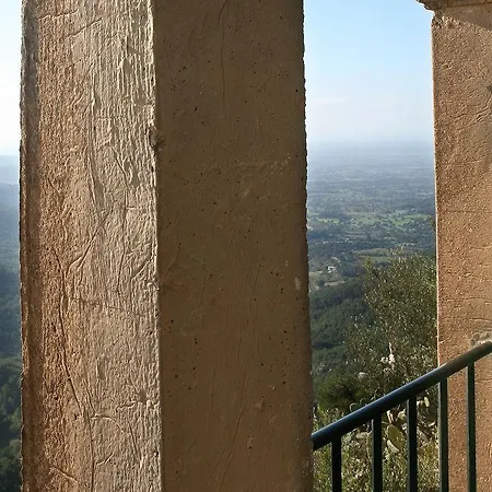 Petit Hostatgeria Sant Salvador