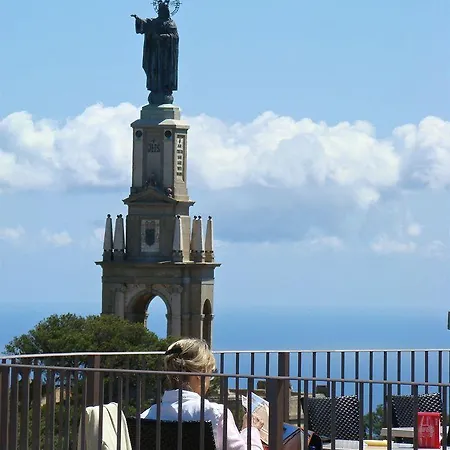 Отель Petit Hostatgeria Sant Salvador